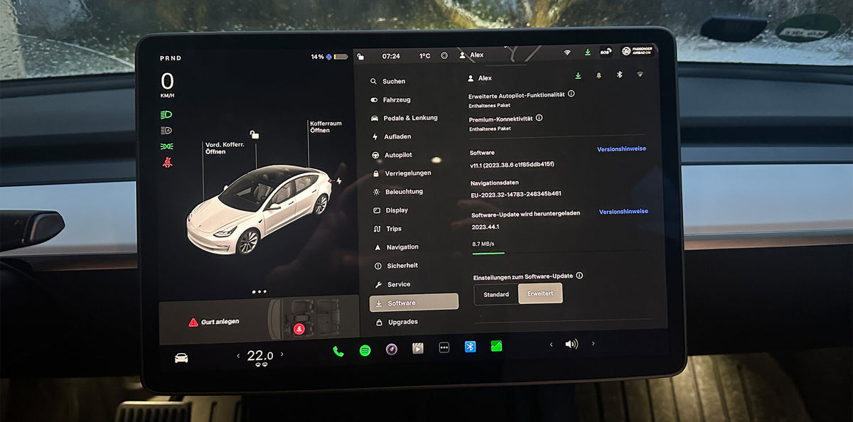 Tesla Software Updates das solltest du daruber wissen Tesla Ausstatter